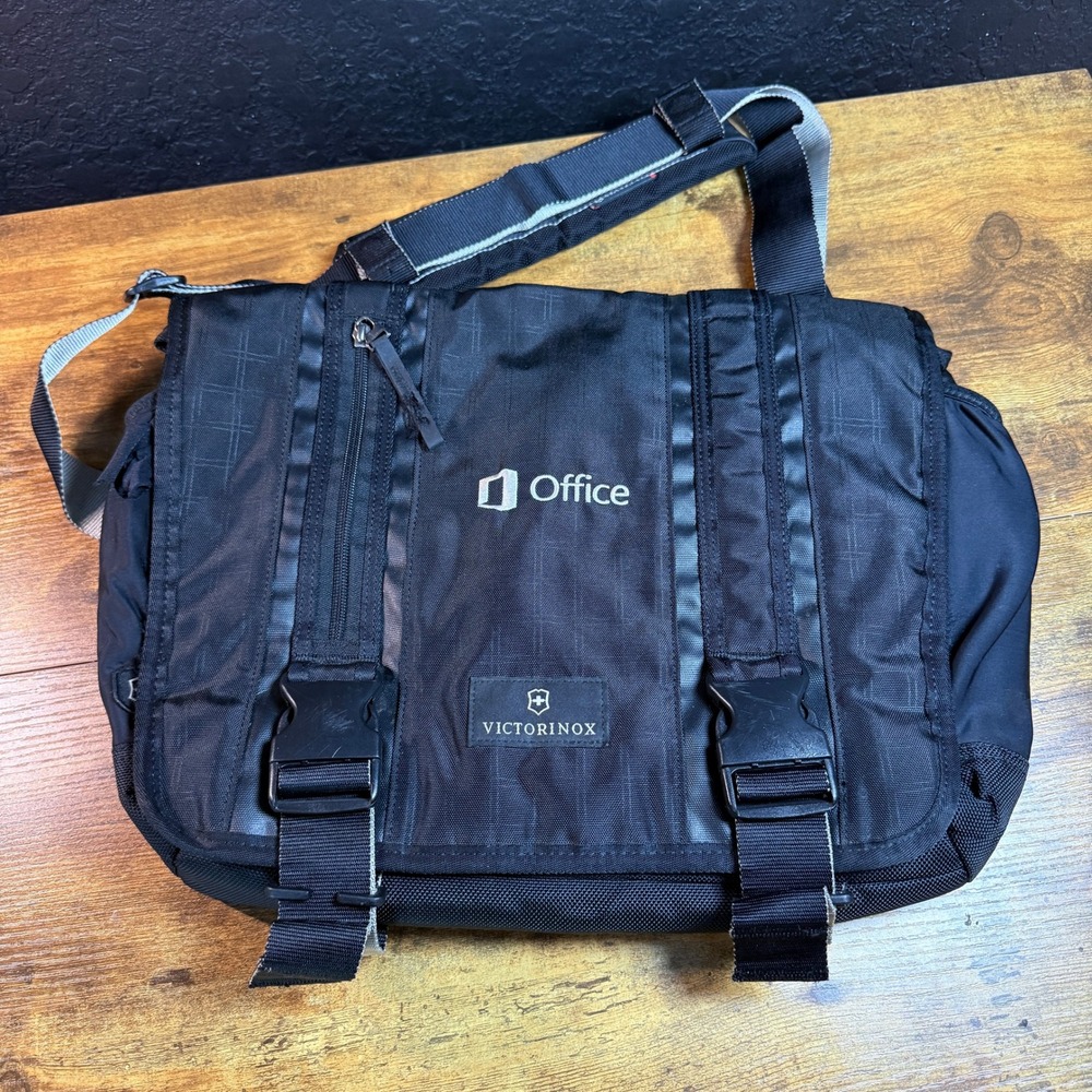 VTG Microsoft Office Victorinox Black Nylon Messenger Laptop Bag